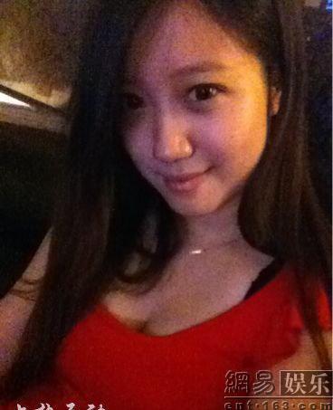 美女主播真人照片曝光,美女主播真人照片曝光,网友直呼认不出!