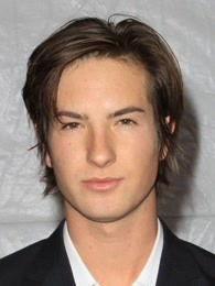 艾伦个人资料年龄,岁月流转，青春不老